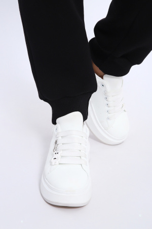 f80bfff3-22a2-4e45-859e-d45a3993f5ba